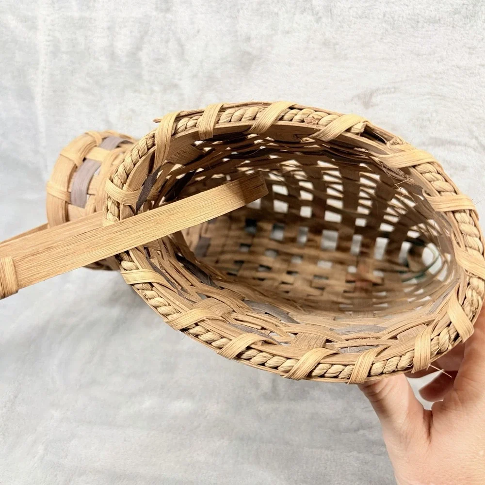 Vintage Heart Shaped Woven Wall Basket Handmade Decorative Rustic Hanging Basket